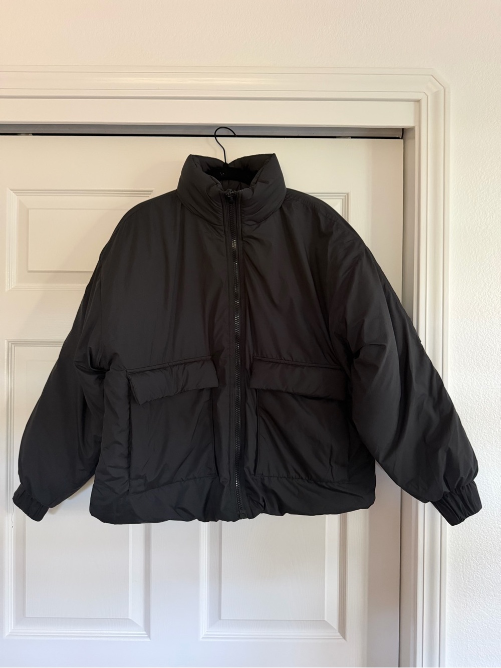 Fabletics Black Oversized Puffer Jacket with Flap Pockets